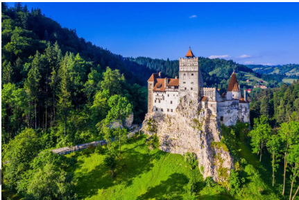 Castelele din Transilvania: care merită vizitate și cum alegi excursia potrivită